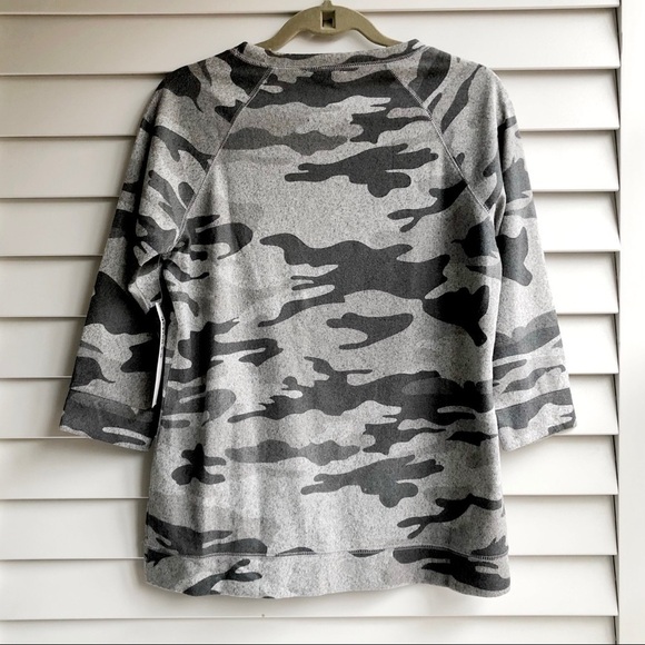 Tribal Camo Raglan Top - Picture 3 of 9
